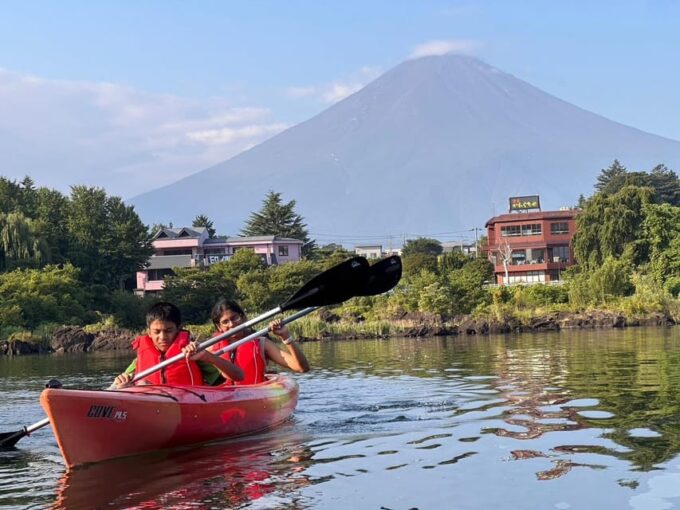 Mt Fuji Morning Kayaking Tour With the View of the Mt Fuji - What to Bring