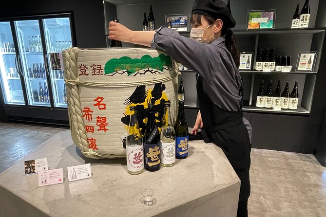 Mt FUJI - Panoramic Tour With Hoto Lunch Sake Samplings and Onsen - Additional Details