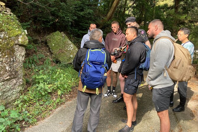 Mt. Inunaki Trekking and Goma Prayer Experience in Osaka - Group Size and Cancellation