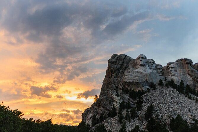 Mt Rushmore & Crazy Horse + Sylvan Lake/Needles Tunnel - Introduction