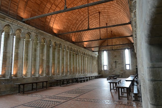 Mt St. Michel Private Tour With Abbey Tickets and Tour Guide - Abbey Entrance and Itinerary