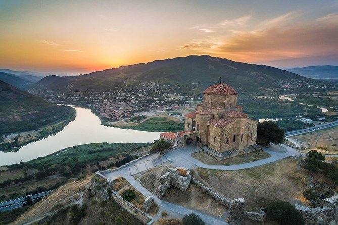 Mtskheta, Ananuri, Gudauri and Kazbegi Full Day Tour From Tbilisi - Highlights and Expectations