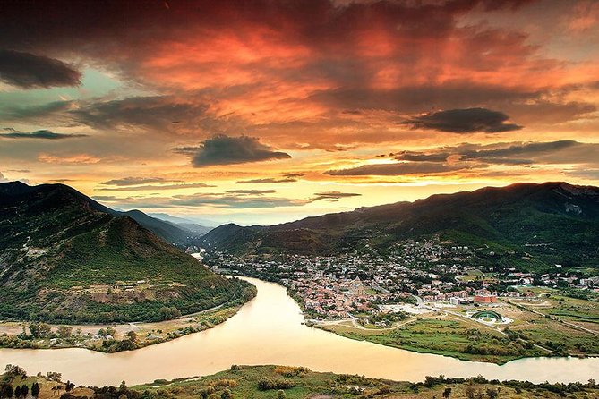 MTSKHETA & TBILISI Cultural & Gourmet Tour Organic Wine Tasting and Lunch - Tour Overview