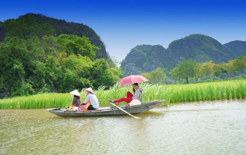 Mua Caves, Tam Coc, and Cuc Phuong National Park 2-Day Tour - Tam Coc Boat Ride