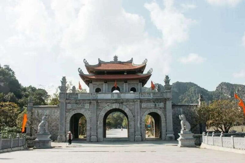 Mua Caves, Van Long Nature Reserve, Hoa Lu Private Day Trip - Inclusions and Exclusions