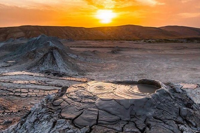Mud Volcanoes & Gobustan Private Tour - Pickup and Schedule