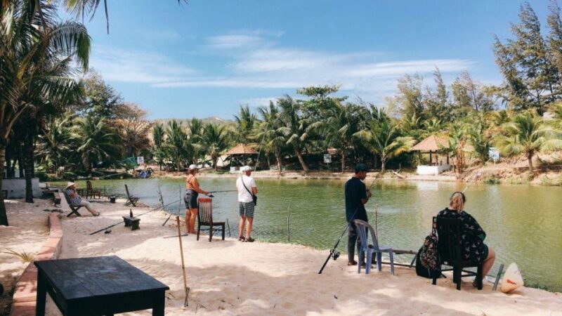 Mui Ne Fishing Tour | Dragon Fruit Farm | Cham Tower - Visiting the Dragon Fruit Farm