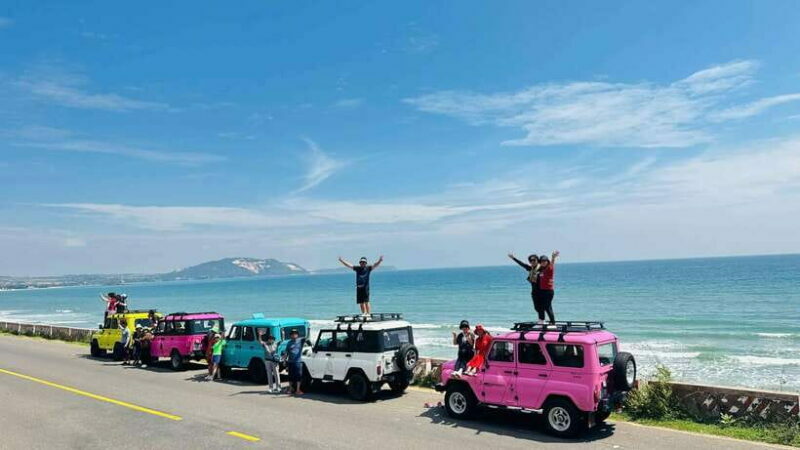 Mui Ne Group tour: Sunrise or Sunset Jeep Tour Sand Dunes - Starting Points and Logistics