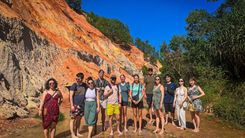 Mui Ne: Sand Dunes Jeep Tour With Friendly English Guide - Comfortable Transfer Service