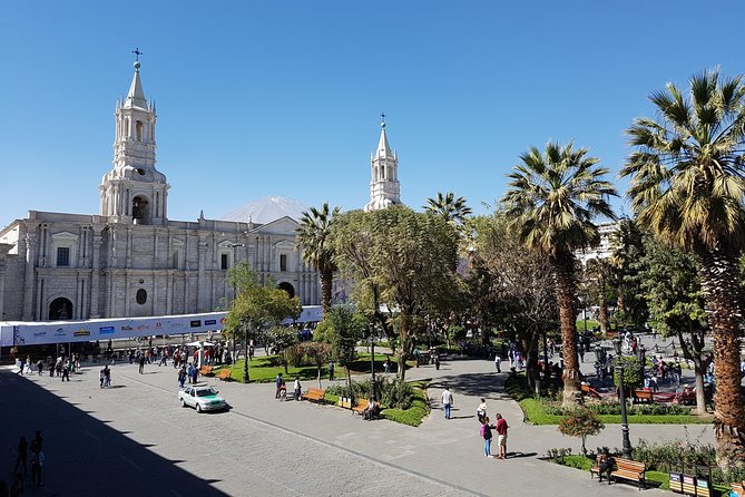 Multi Day Tour in Lima With Meals and Accommodation - Pickup Information