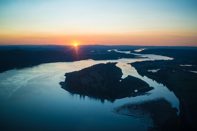 Multnomah Falls Air Tour in Portland - Requirements for Passengers