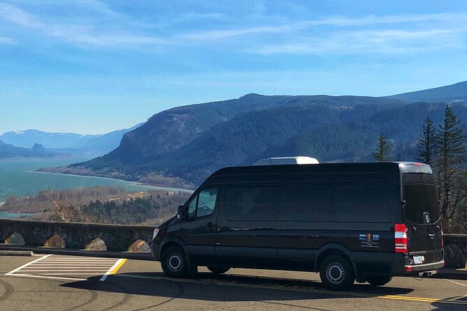 Multnomah Falls, Hood River Excursion Train Ride & Wine Tour - Pickup and Drop-off Details