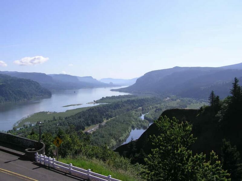 Multnomah Falls: Waterfall Corridor Hop-On Hop-Off Trolley - A Detailed Look at the Experience