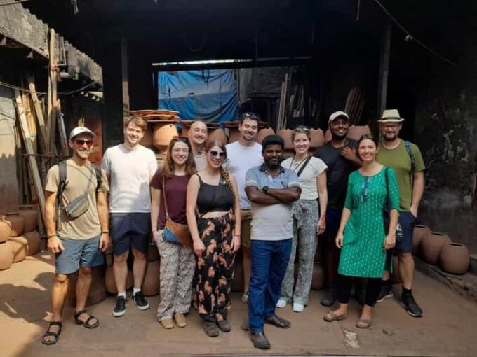 Mumbai: 2 Hours Dharavi Slum Tour With Local Guide - Meeting Point and Directions