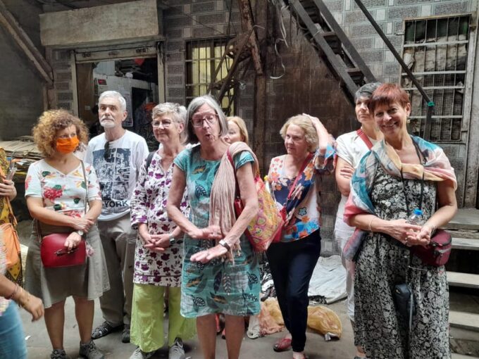 Mumbai: 2 Hours Dharavi Slum Tour With Local Guide - Accessibility and Restrictions