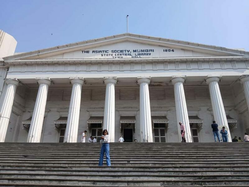 Mumbai: A Symphony of Seven Islands (Get Local in 1 Day) - Key Points