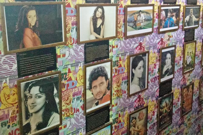 Mumbai Bollywood Studio Tour in Private Vehicle - Tour Activities