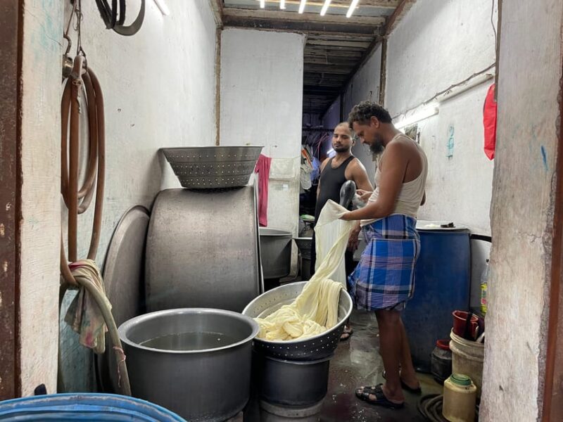Mumbai: City & Slum Full-Day Exploration - Dharavi Slum Exploration