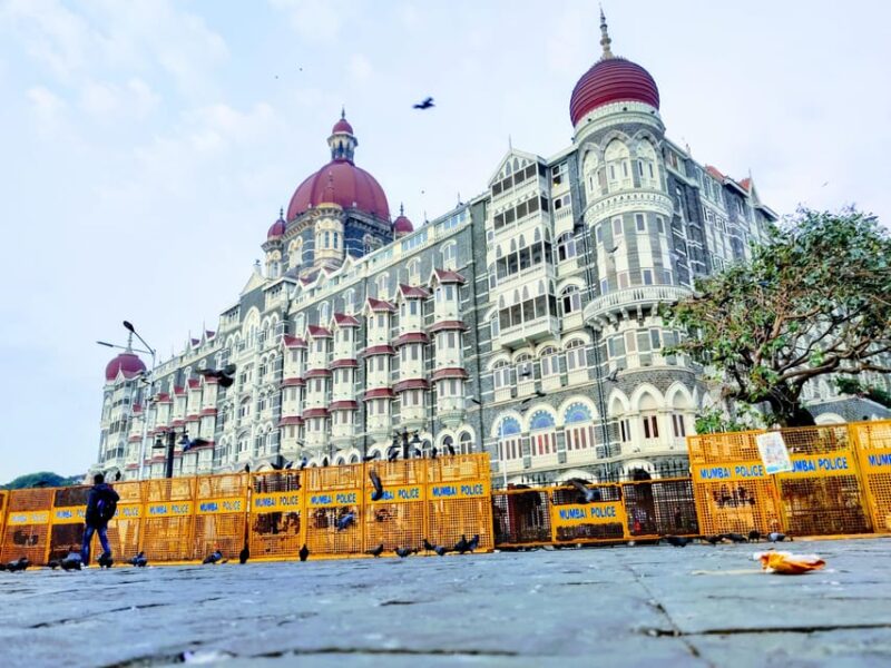 Mumbai: City & Slum Full-Day Exploration - Architectural Marvels