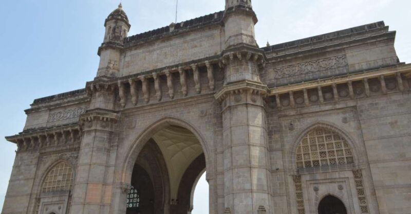 Mumbai City Tour With Ferry Ride and Dharavi Slum - Itinerary Highlights