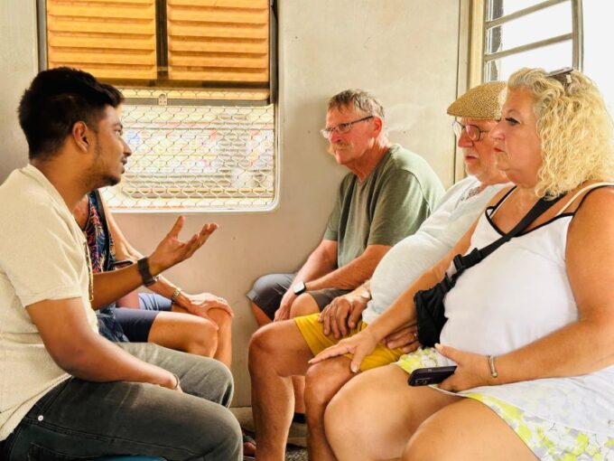 Mumbai: Dabbawalas, Dhobhighat & Dharavi Slum Half Day Tour - Guided Tour Duration