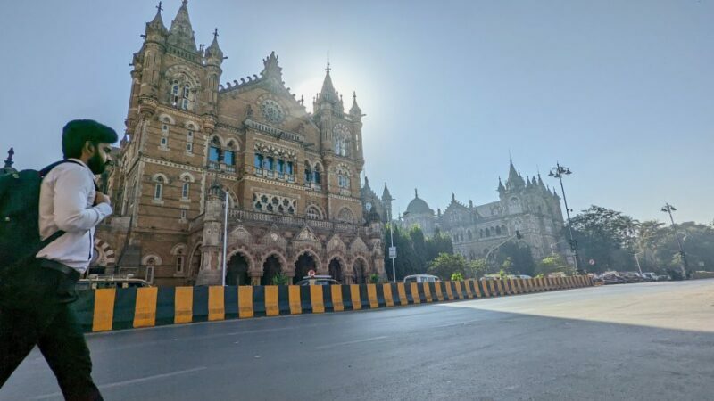 Mumbai: Dharavi Slum, DhobiGhat, and Dabbawallas Tour - Discovering Mumbai Through Its People and Industries