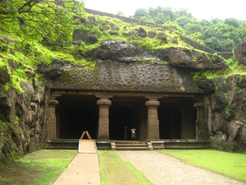 Mumbai: Elephanta Island and Elephanta Caves Guided Tour - Experience Highlights