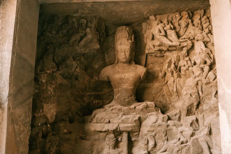 Mumbai: Elephanta Island and Elephanta Caves Guided Tour - Tour Inclusions