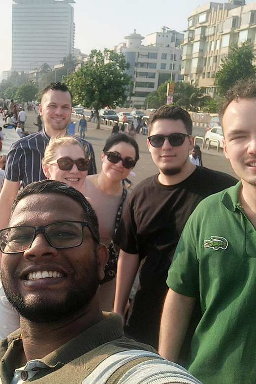 Mumbai Highlights: An Immersive 6-Hour Half-Day Tour - Crawford Market and Mani Bhavan