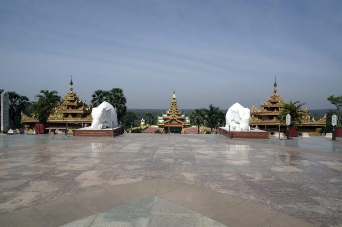 Mumbai: Kanheri Caves and Global Vipassana Pagoda Tour - Global Vipassana Pagoda Visit