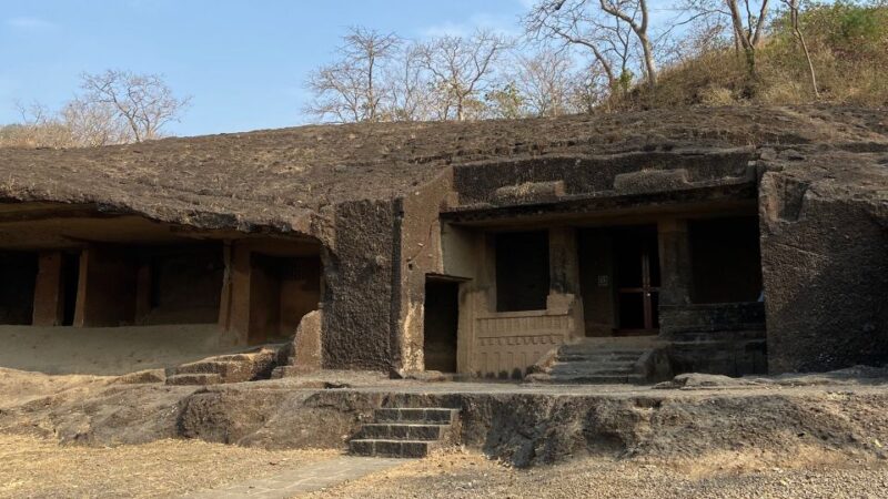 Mumbai: Kanheri Caves and The Golden Pagoda Temple - Itinerary and Highlights