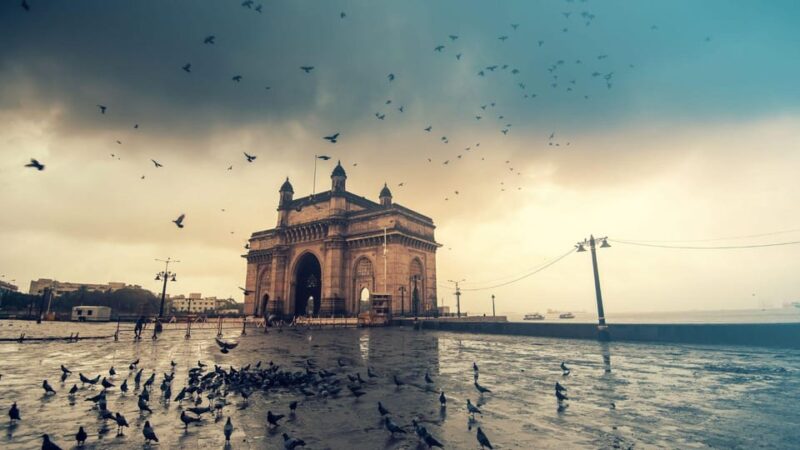Mumbai: Local Train Ride and City Highlights Day Tour - Itinerary Highlights