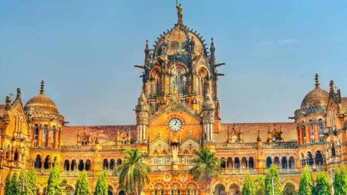 Mumbai: Local Train Ride and City Highlights Day Tour - Recommendations