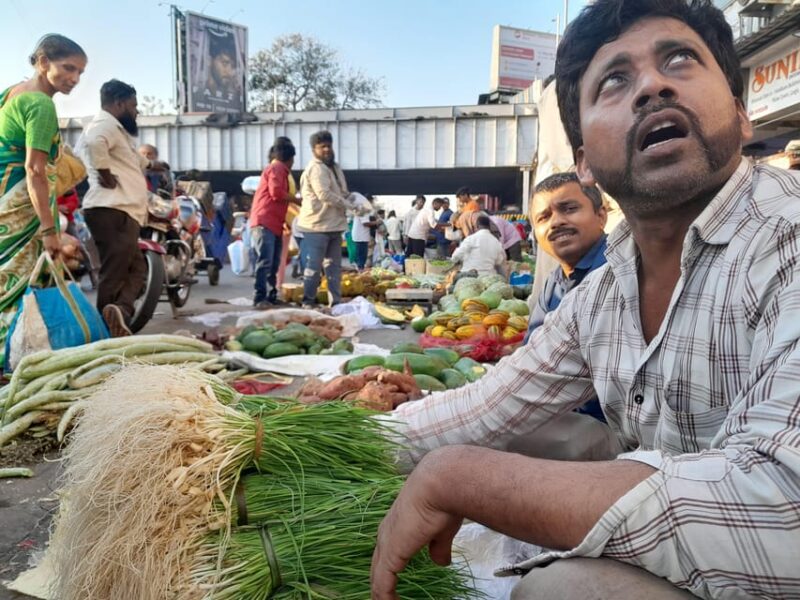 Mumbai: Market And Temple Tour - Itinerary Highlights
