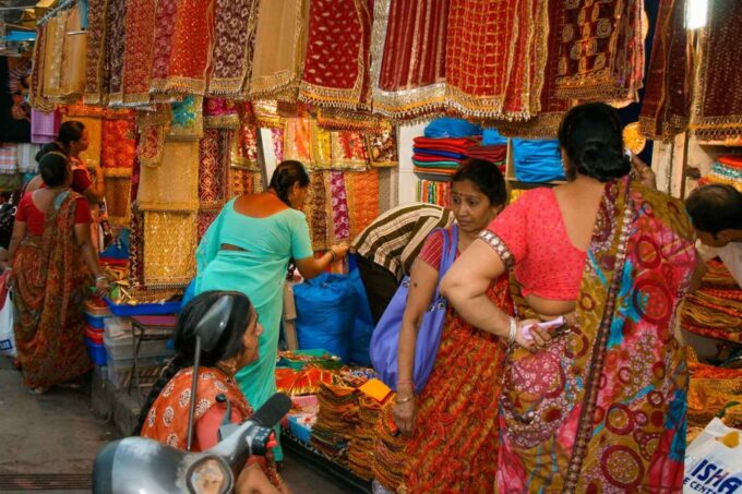 Mumbai Markets & Temples Tour - Frequently Asked Questions