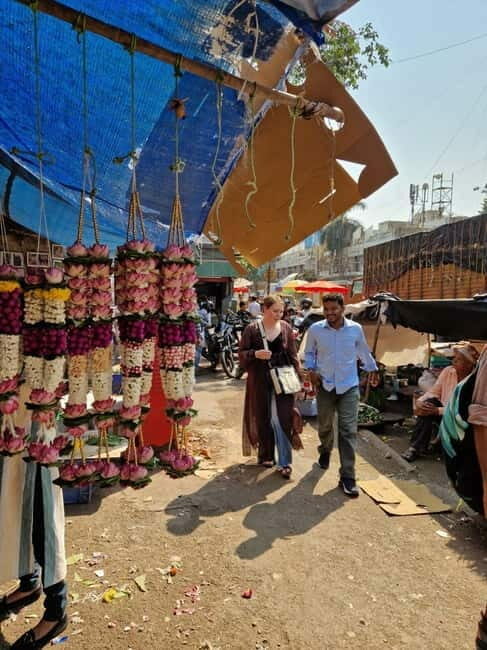 Mumbai Morning Market Tour of Flowers, Fish, and More - FAQ