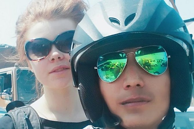 Mumbai on Motor Bike - Exploring the City