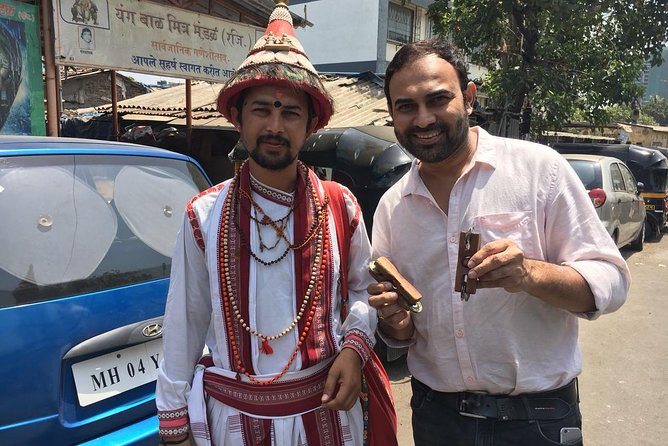 Mumbai Private Cultural Tour With Lunch and Transport - Accommodating Guides
