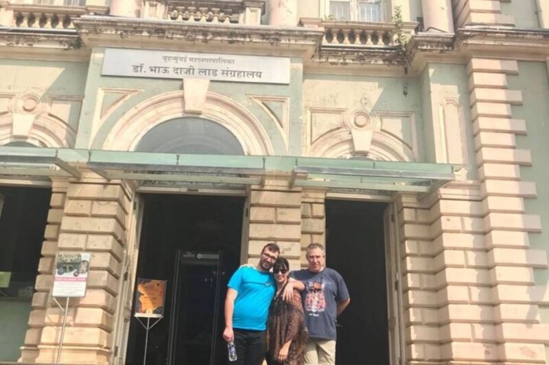 Mumbai: Private Custom Tour With a Local Guide - Explore Iconic Places