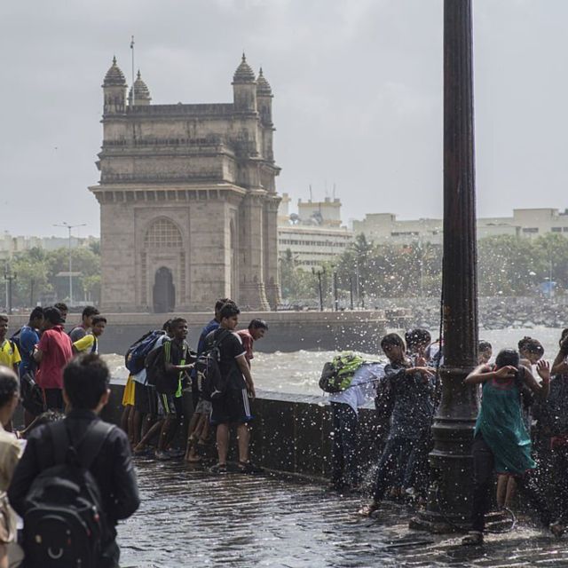 Mumbai: Private Guided Sightseeing Tour by Car - Frequently Asked Questions