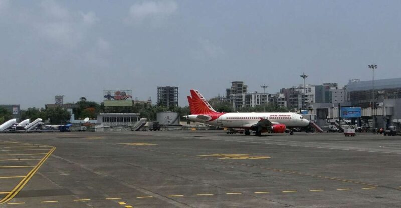 Mumbai: Private Hotel Transfers To/From Airport - Transfer Details