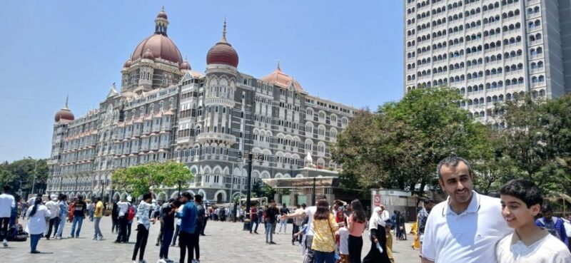 Mumbai: Private Slum & Sightseeing Tour by Car - Key Points