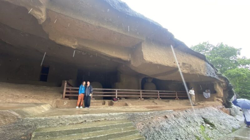 Mumbai: Private Tour for Kanheri Caves and Golden Pagoda - Golden Vipassana Pagoda Admiration