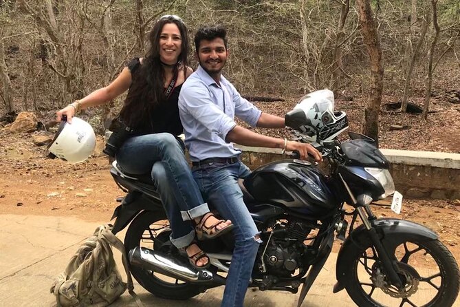 Mumbai Sightseeing By Motorbike - Rider/Guide and Gear