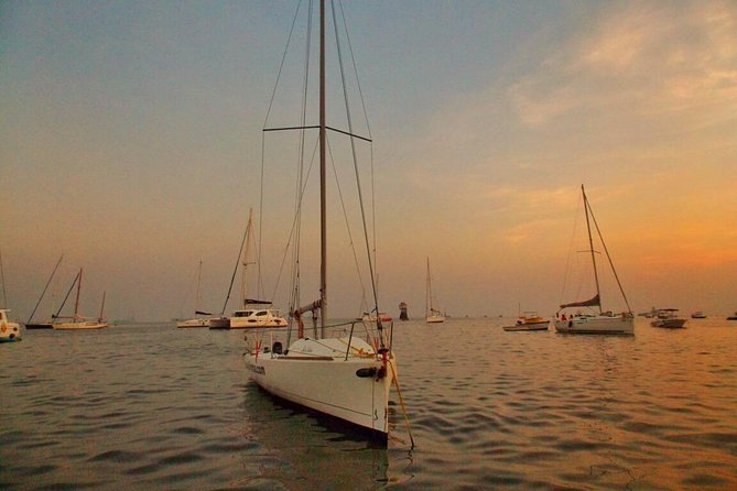Mumbai Sky Line Private Sailing Excursion for up to 5ppl - Meeting Point and Logistics