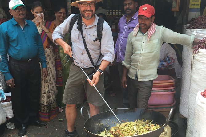 Mumbai Spice Markets and Bazaars Tour With Guide and Transport - Pickup and Accessibility