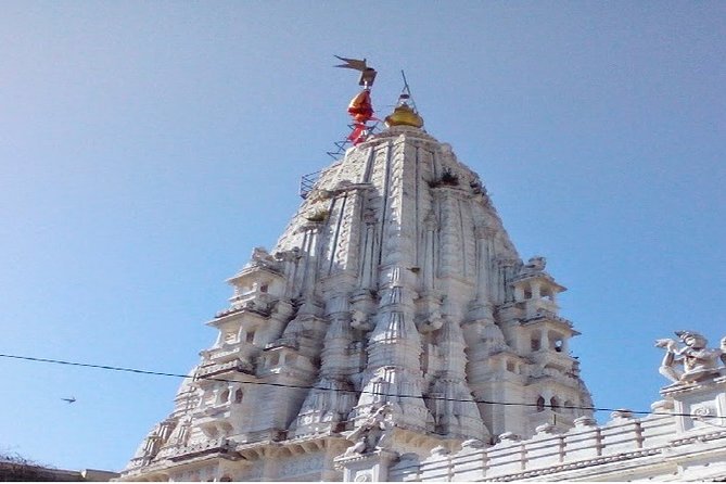 Mumbai Spiritual & Colorful Morning Tour Review - Tour Requirements and Recommendations