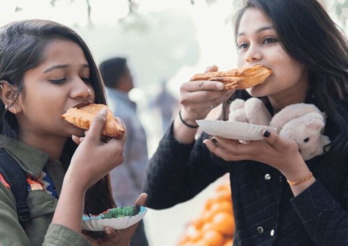 Mumbai Street Food Crawl (2 Hours Guided Food Tasting Tour) - Booking Information