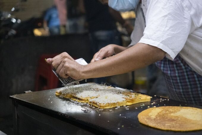 Mumbai: Street Food Tour - Sampling 16 Unique Dishes
