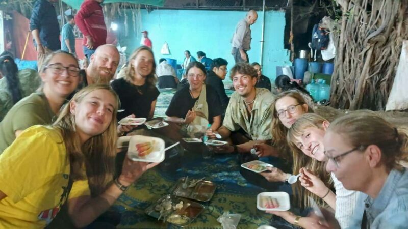 Mumbai Street Food Tour with Evening Bazaar Walk - Key Points